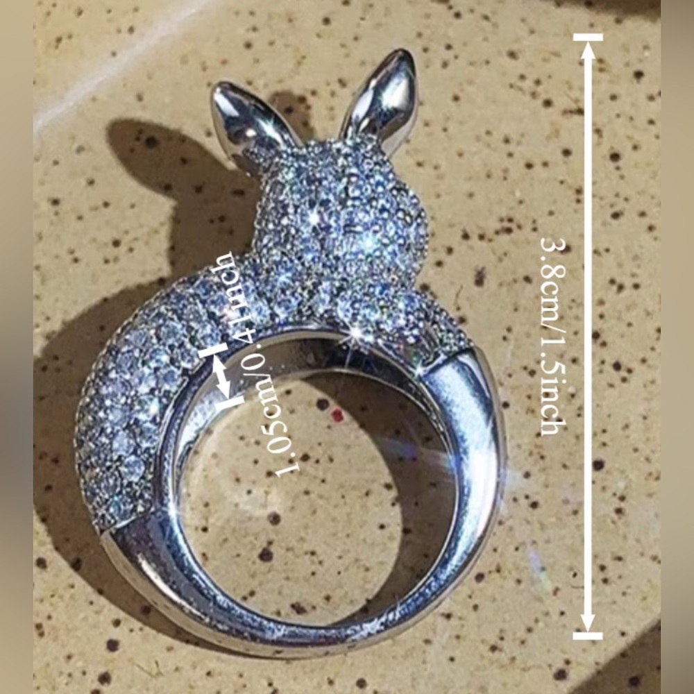 New Sparkling Rabbit Ring - Picture 7 of 9